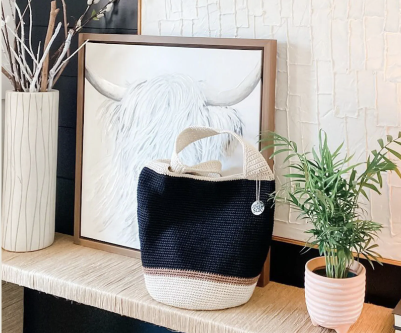 Design Your Own Handmade Crochet Bag